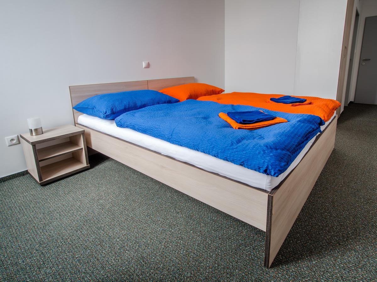 HC Hotel Ceske Budejovice Buitenkant foto
