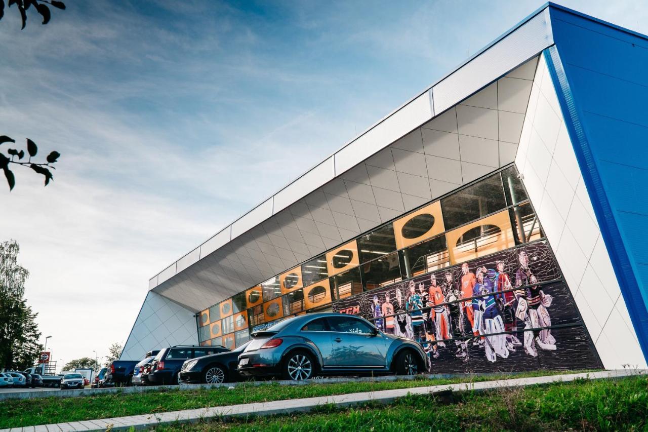 HC Hotel Ceske Budejovice Buitenkant foto